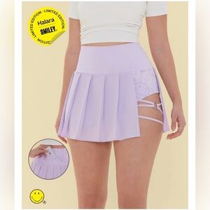 Halara X Smiley® High Waisted Pleated 2-in-1 Asymmetric Mini Dance Skirt SIZE XL